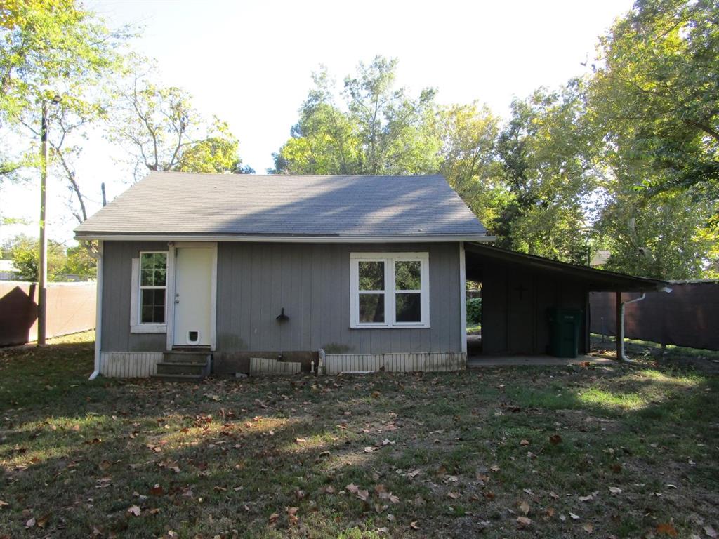 126 Nw Beck Street Property Photo 6