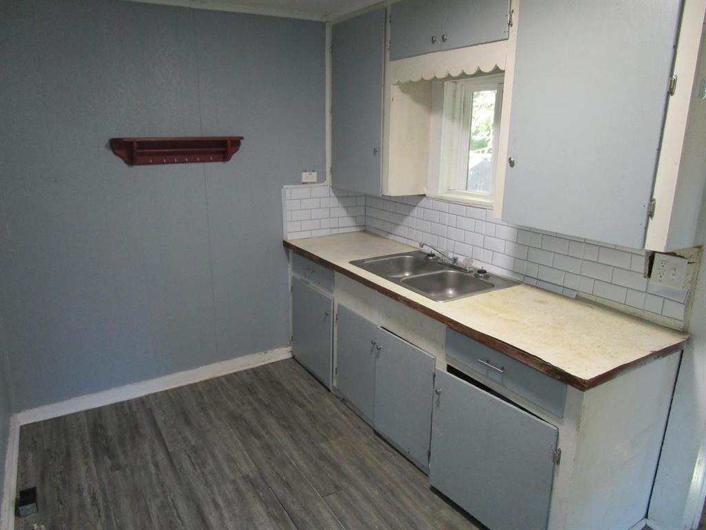 126 Nw Beck Street Property Photo 9