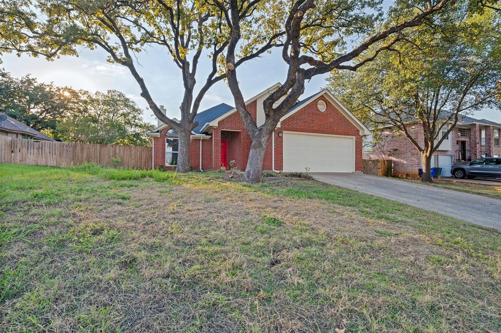 605 Reeves Lane Property Photo 1