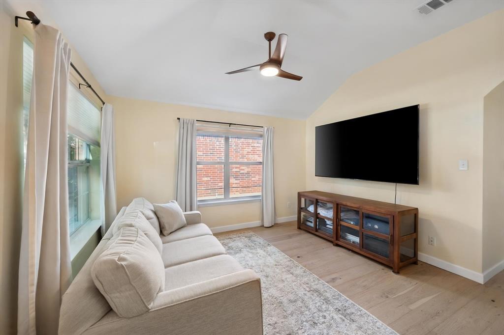 8123 Tierra Del Sol Road Property Photo 3