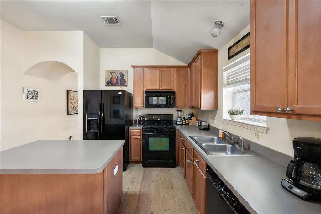 8123 Tierra Del Sol Road Property Photo 6