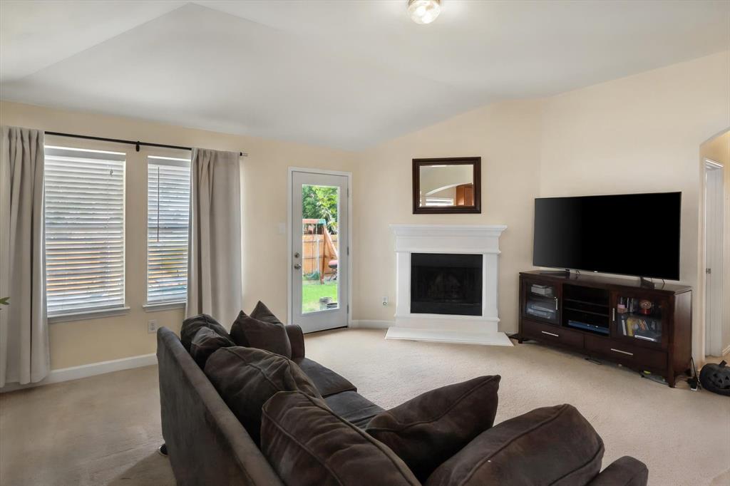 8123 Tierra Del Sol Road Property Photo 8