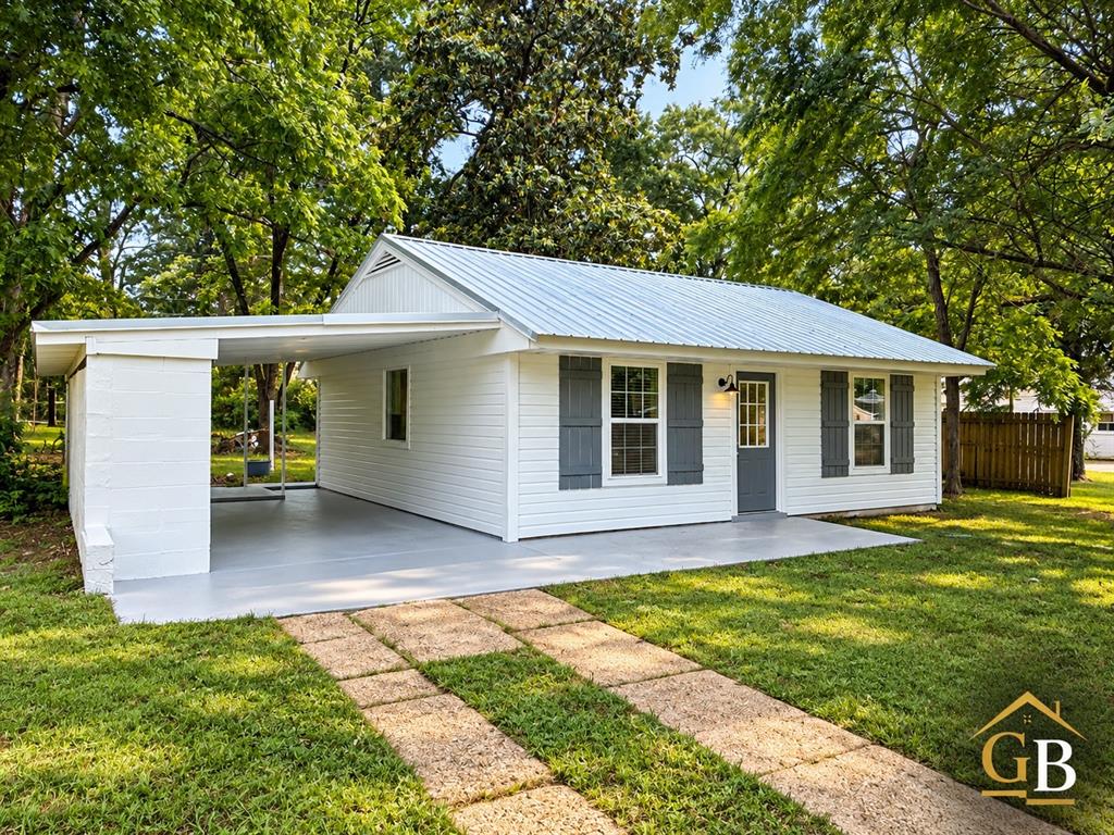 507 4th Street Property Photo 1