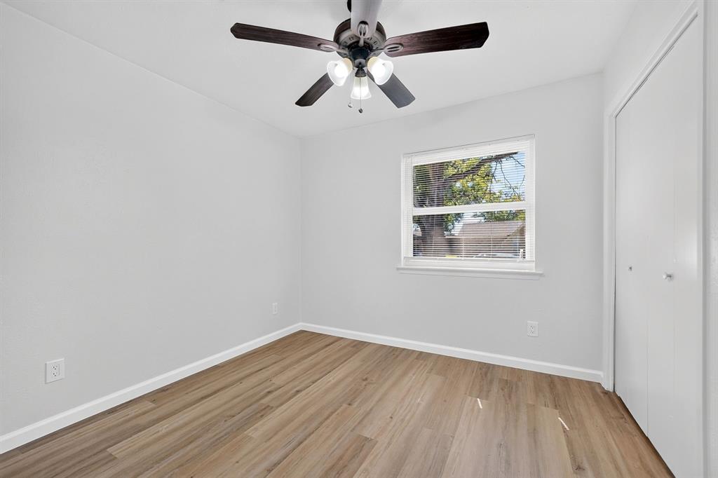 2127 Versailles Drive Property Photo 21