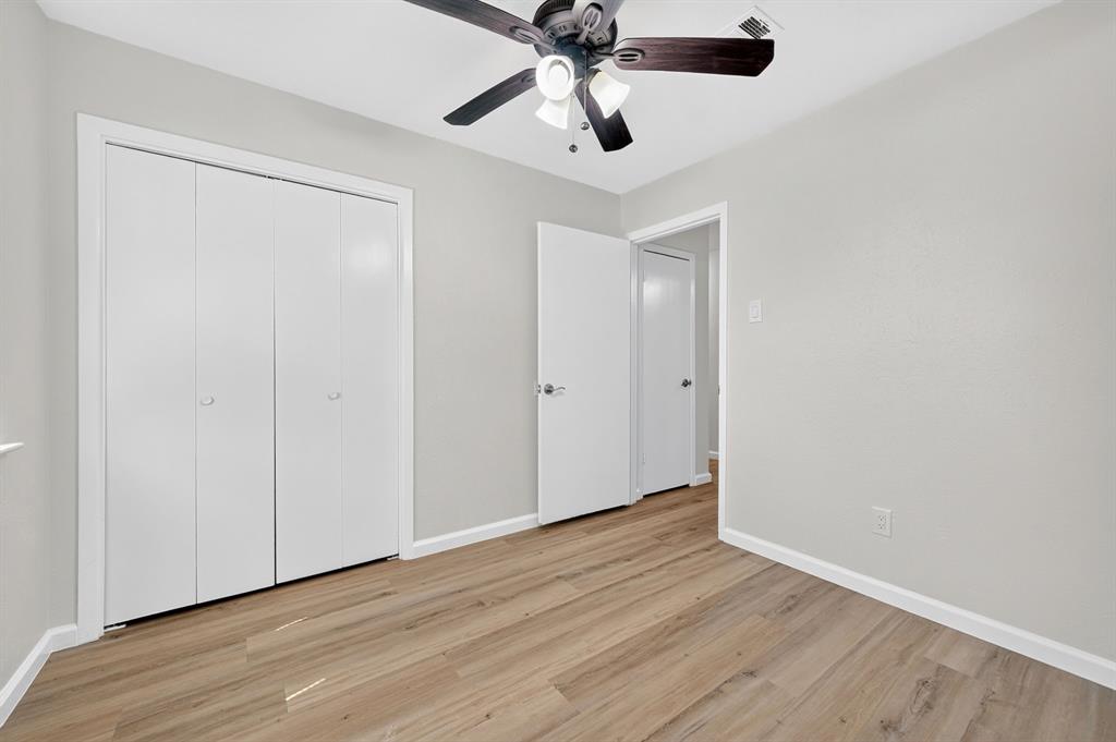 2127 Versailles Drive Property Photo 22