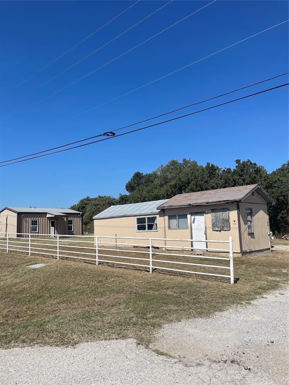 9990 Mineral Wells Highway Property Photo 13