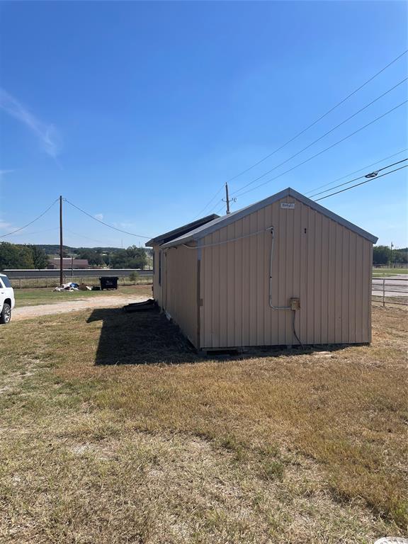 9990 Mineral Wells Highway Property Photo 17