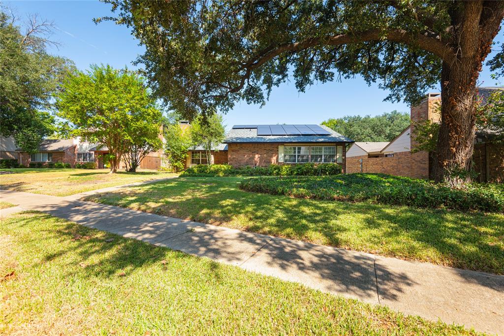 1909 Linda Lane Property Photo 1
