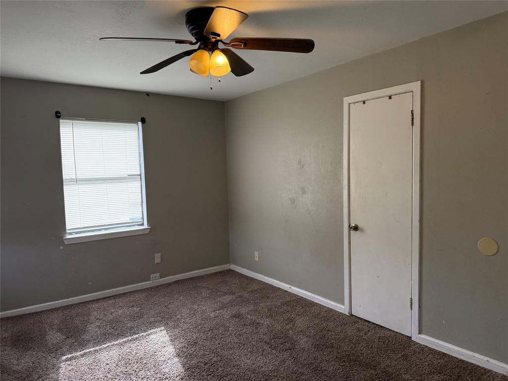 1311 W Water Street Property Photo 9