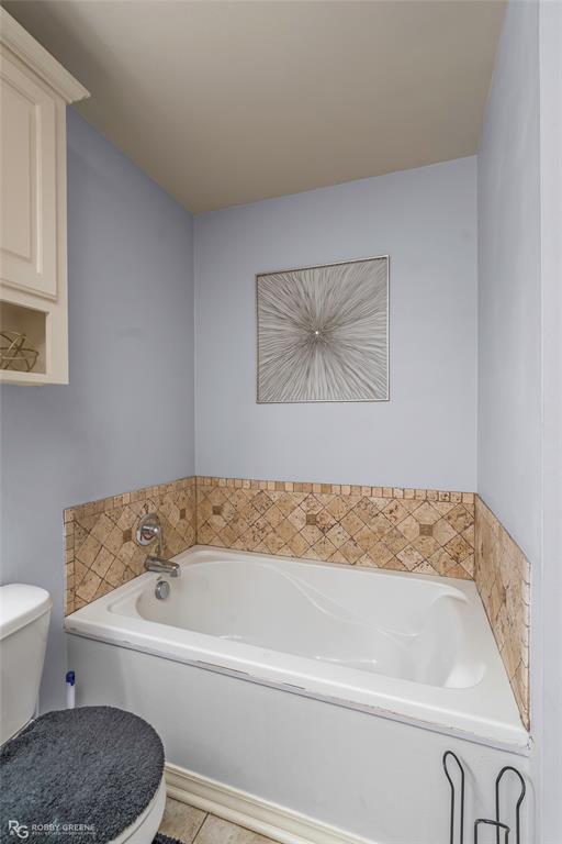 601 Alex Way Property Photo 13