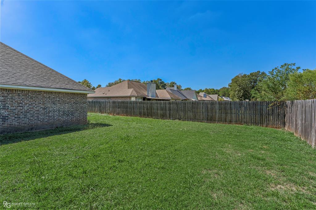 601 Alex Way Property Photo 27
