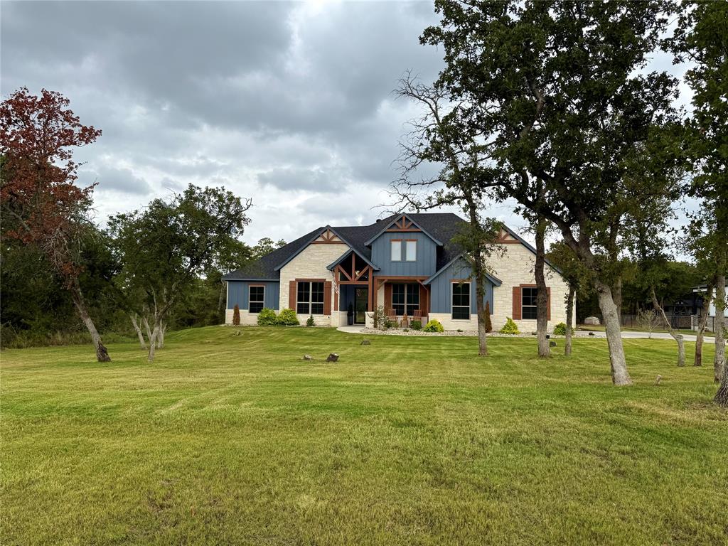 2045 Glenhollow Drive Property Photo 1