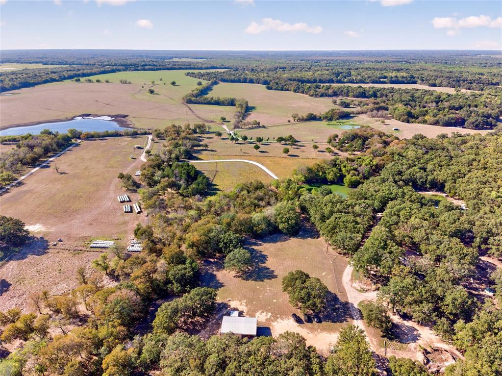 1747 Willie Dennis Road Property Photo 12