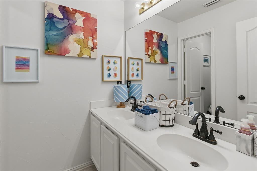 5104 Teddington Park Drive Property Photo 26
