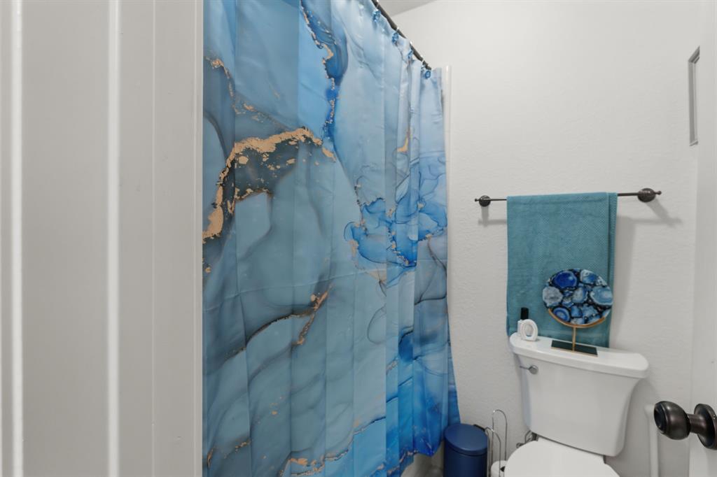 5104 Teddington Park Drive Property Photo 27