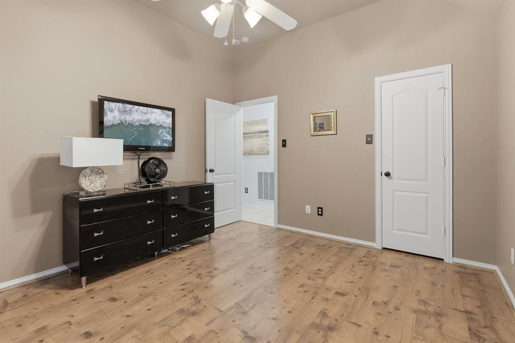 5104 Teddington Park Drive Property Photo 31