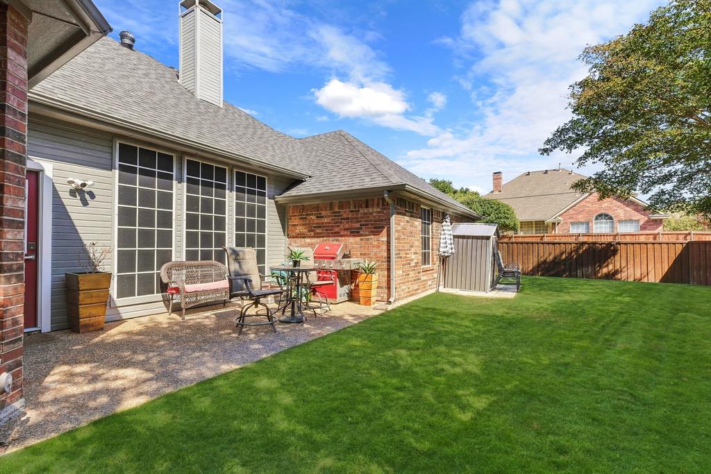 5104 Teddington Park Drive Property Photo 33