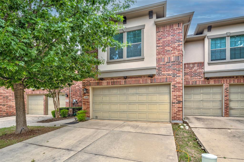 1040 Lucy Lane Property Photo 2