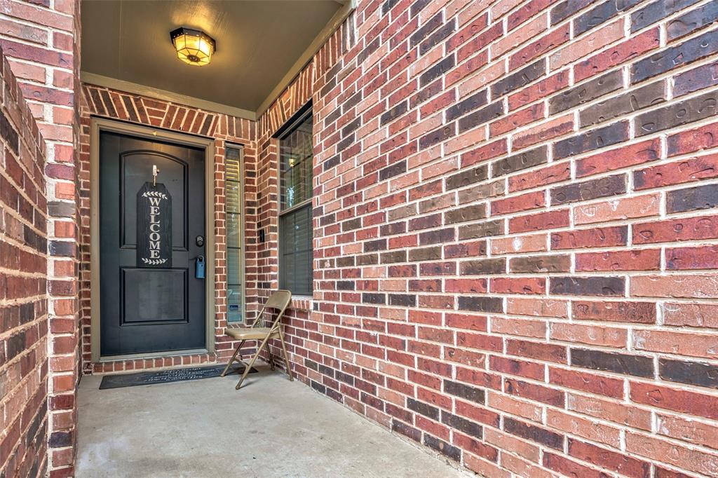 1040 Lucy Lane Property Photo 4