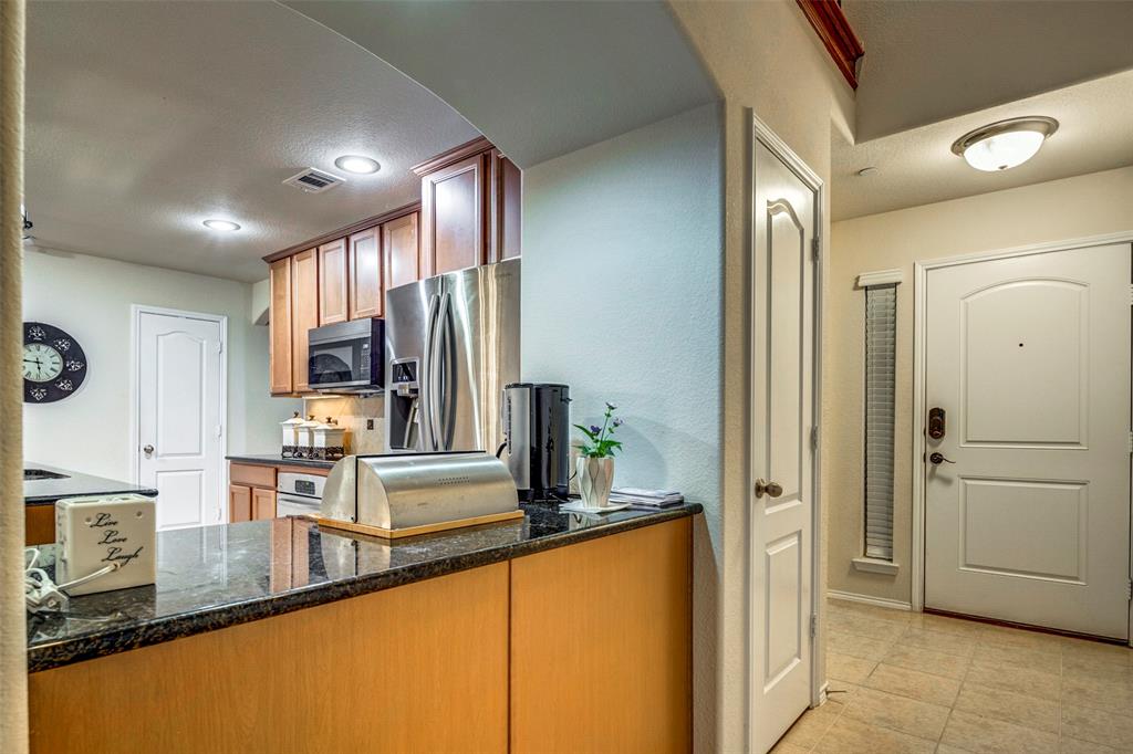 1040 Lucy Lane Property Photo 7