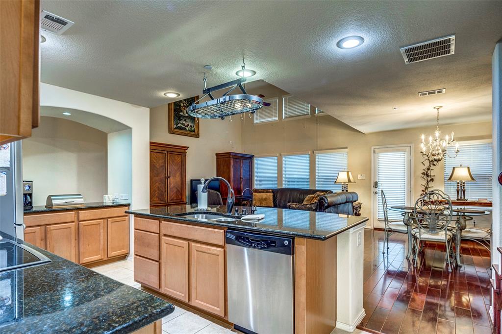 1040 Lucy Lane Property Photo 14