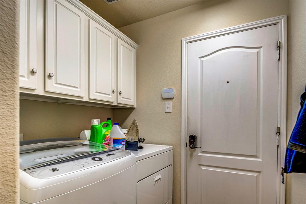 1040 Lucy Lane Property Photo 22