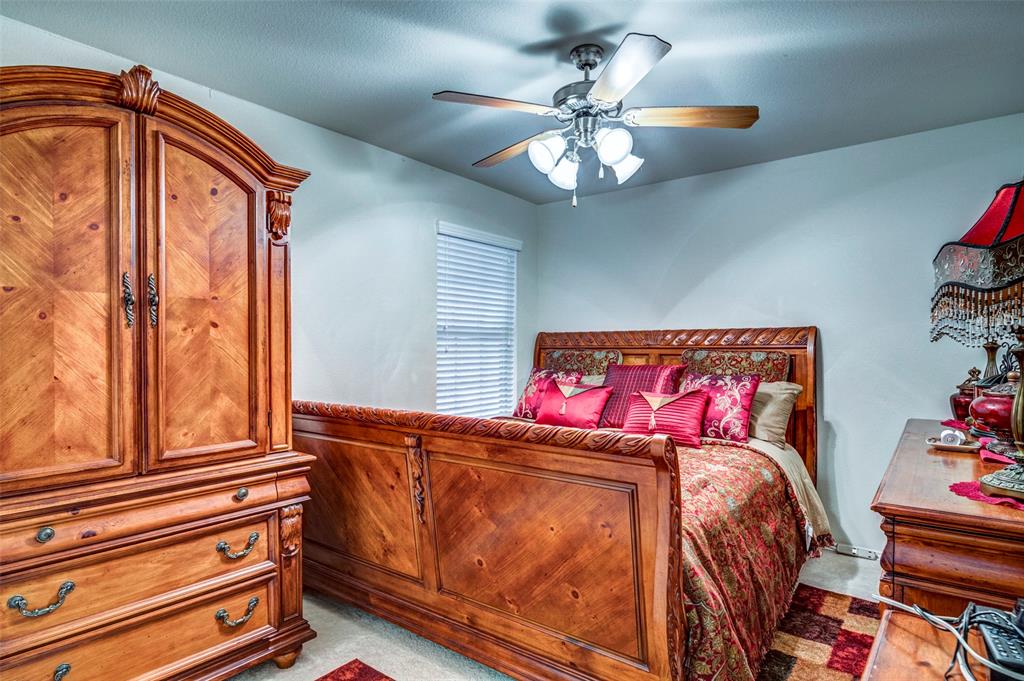 1040 Lucy Lane Property Photo 32