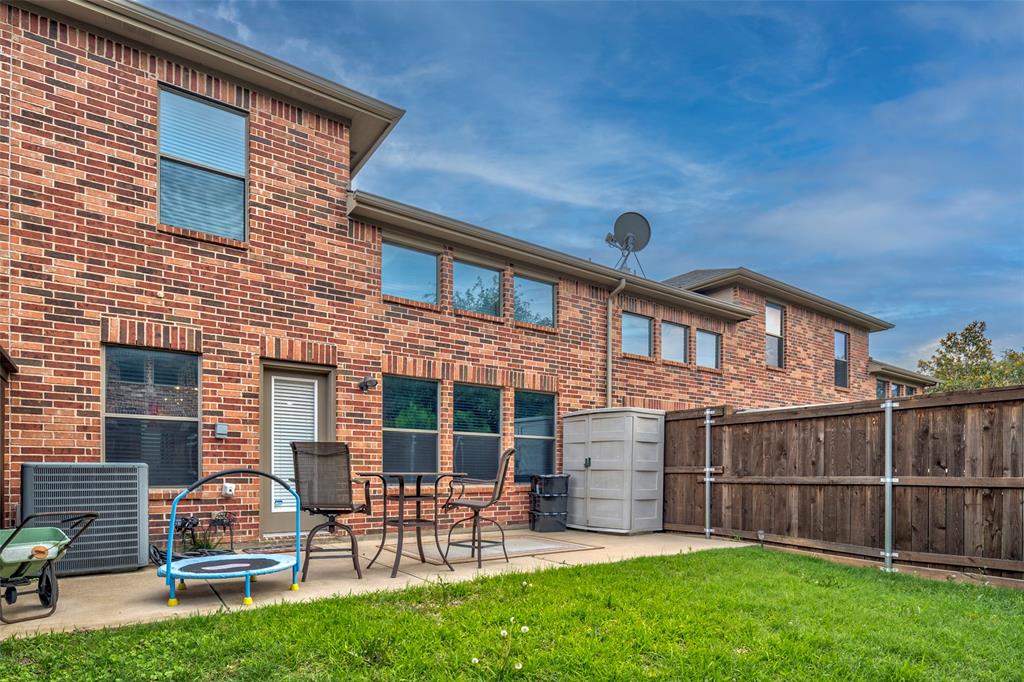 1040 Lucy Lane Property Photo 37