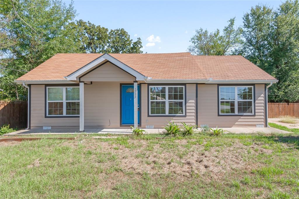 1208 N Spring Street Property Photo 1