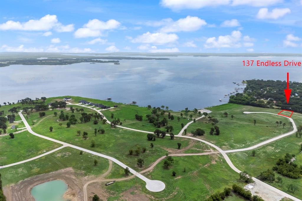 137 Endless Drive Property Photo 1