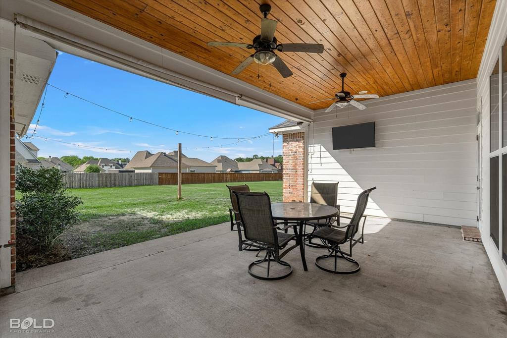 311 Donna Lane Property Photo 7