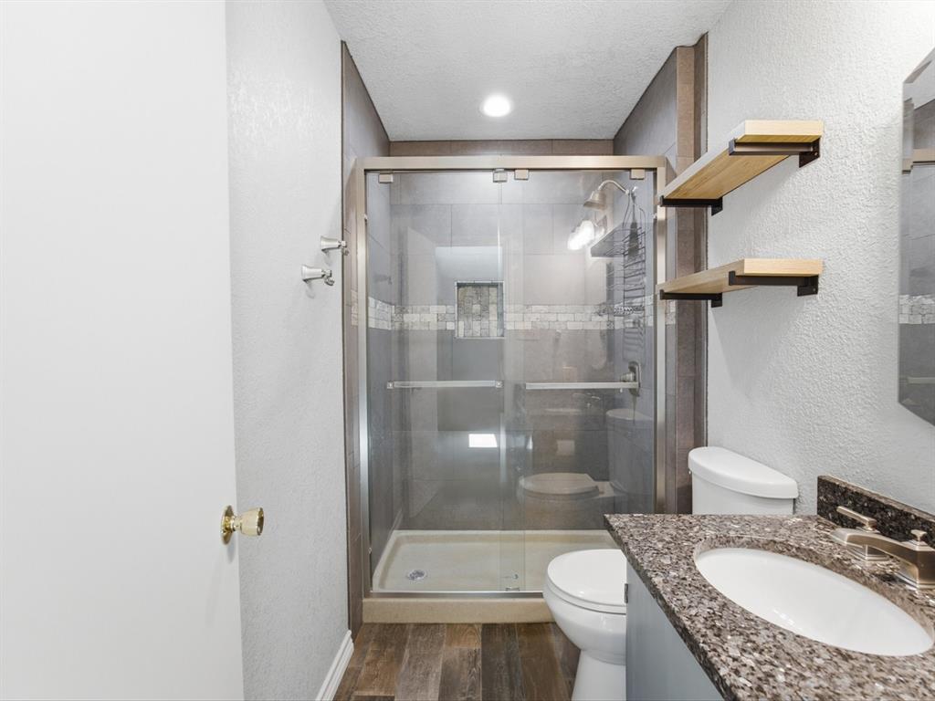 101 W Park Street Property Photo 17