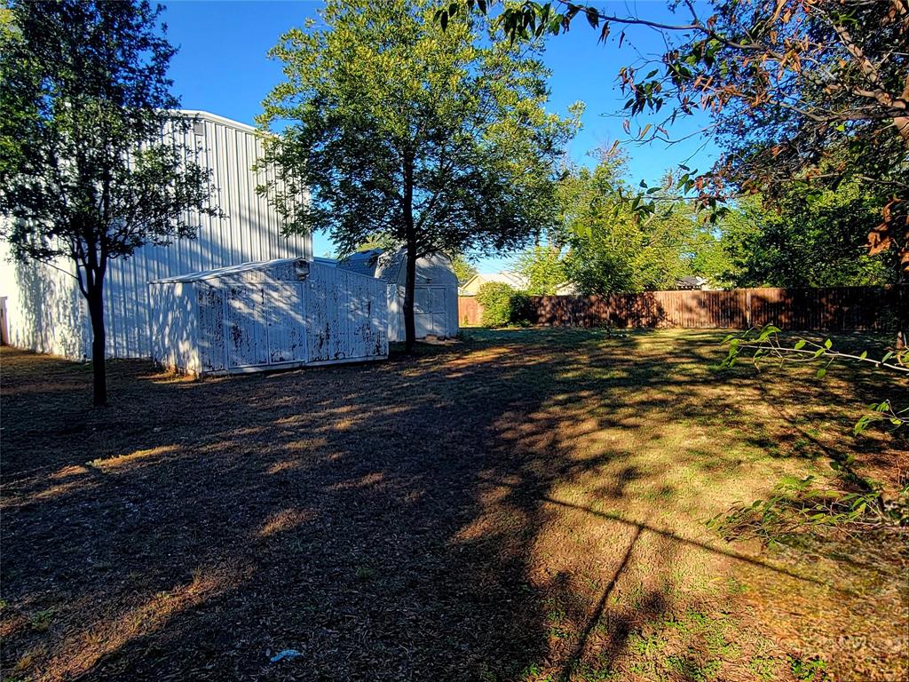 1835 S 7th Street Property Photo 37