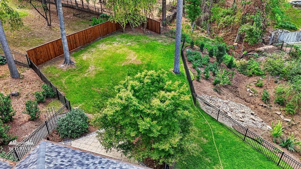 210 Bay Hills Drive Property Photo 1