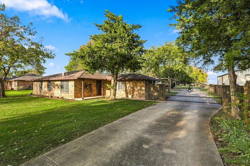401 Fm 55 Property Photo 1