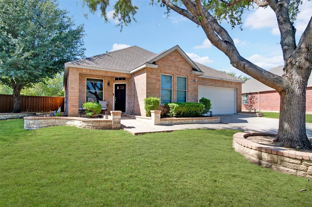 2600 Winterberry Lane Property Photo 1