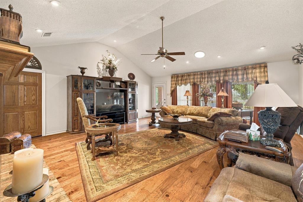 1900 County Road 461 Property Photo 18