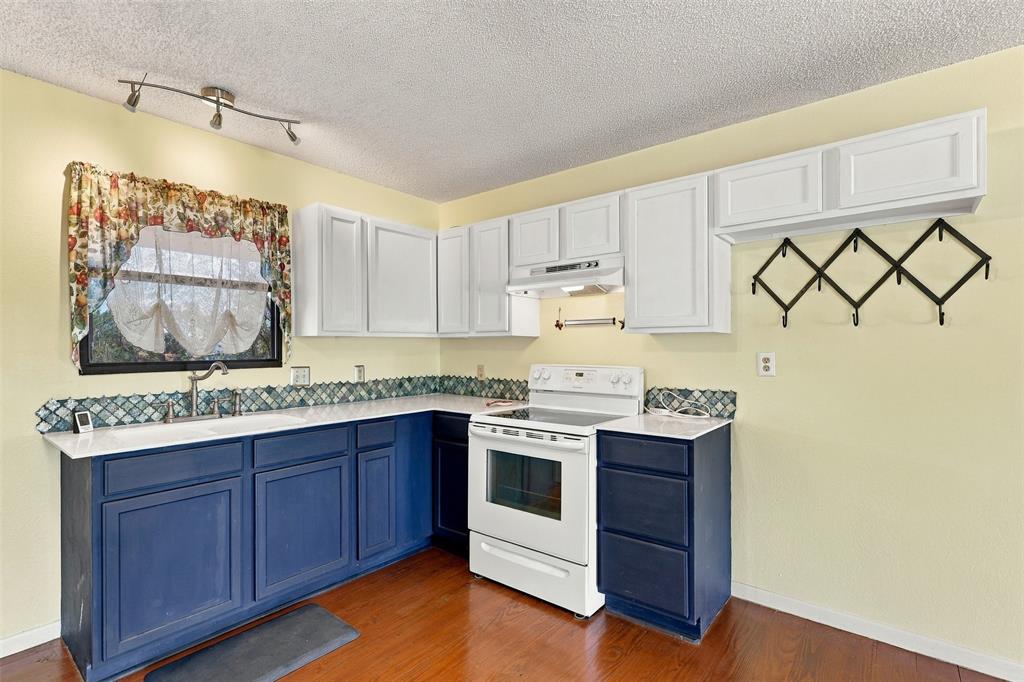 302 Sw 6th Street Property Photo 8