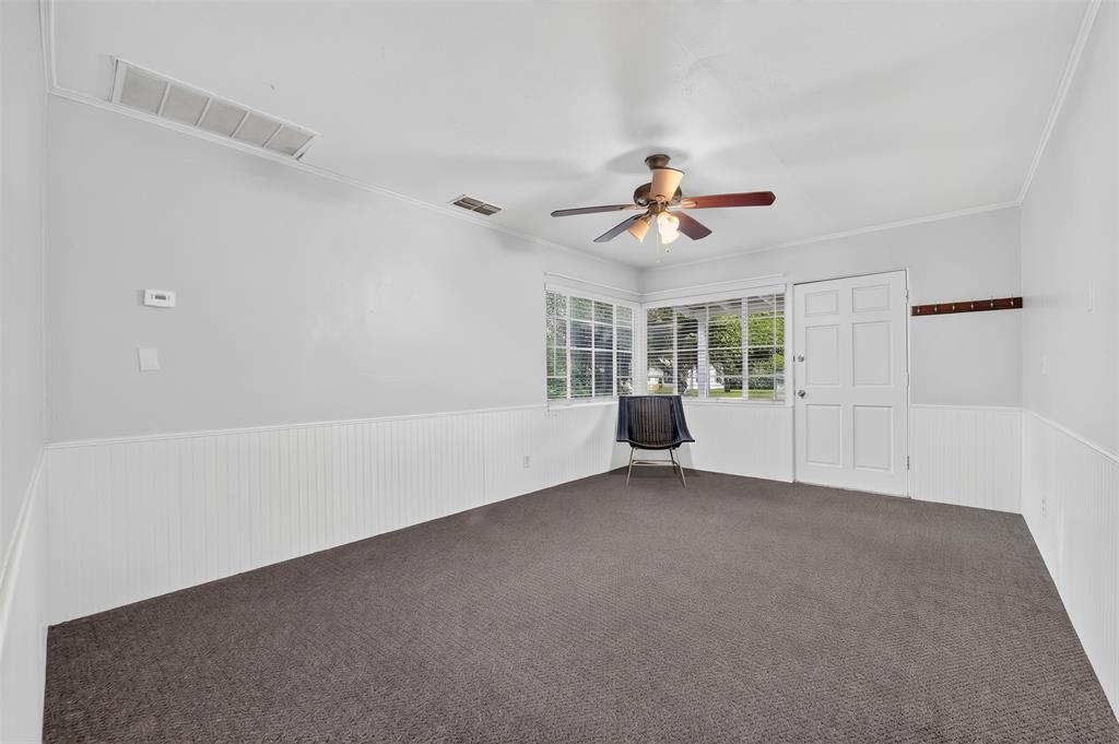 1029 Coit Street Property Photo 9