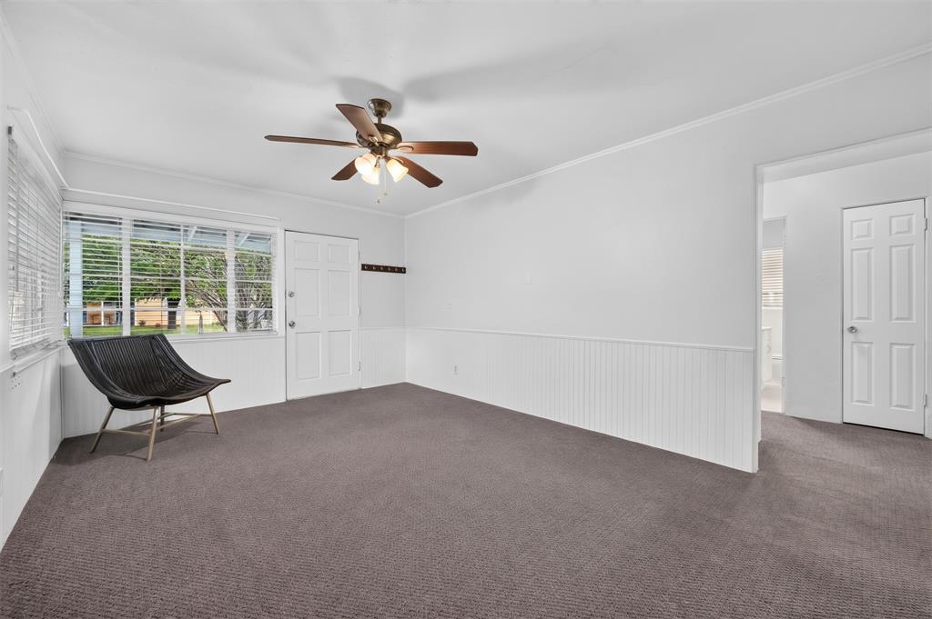 1029 Coit Street Property Photo 10