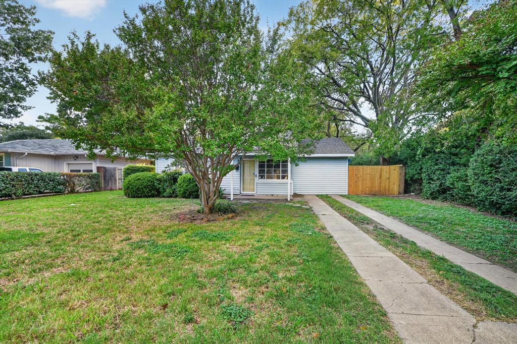 1029 Coit Street Property Photo 23