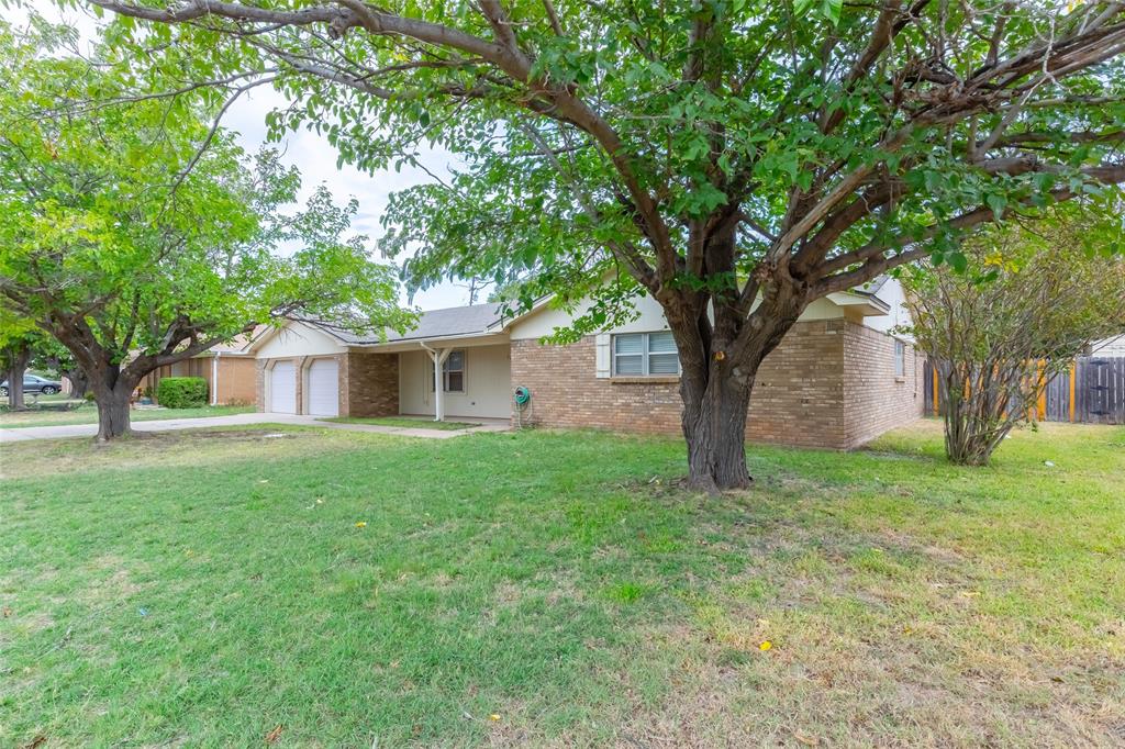 2966 Arrowhead Drive Property Photo 3