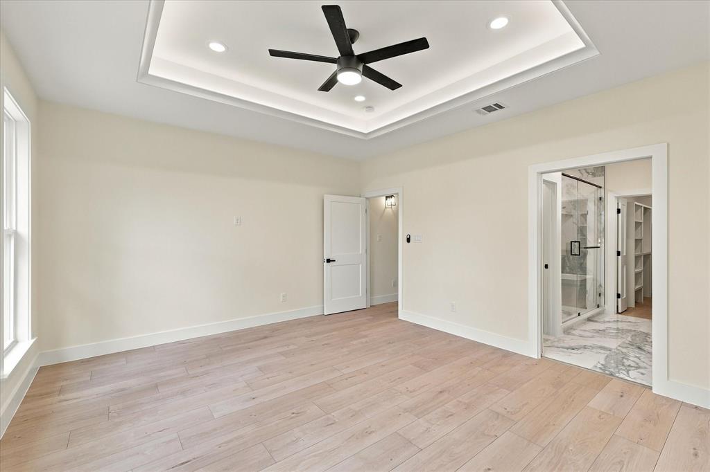 144 College Street Property Photo 17