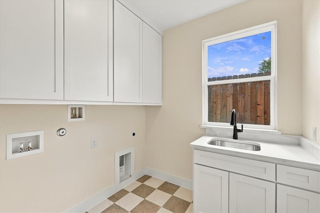 144 College Street Property Photo 24