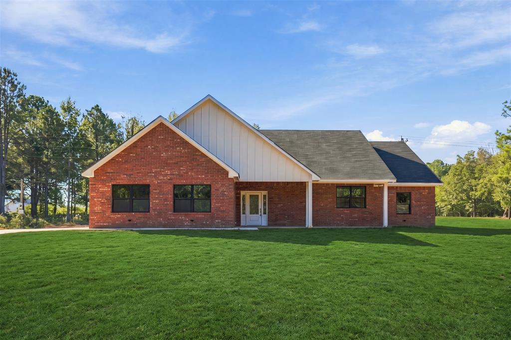 1707 Cr 1670 Property Photo 1