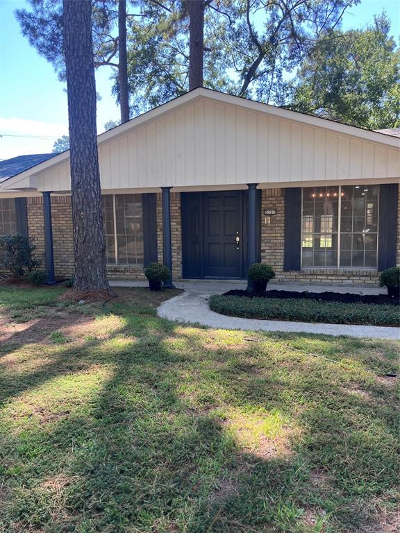 3327 Warwick Drive Property Photo 1