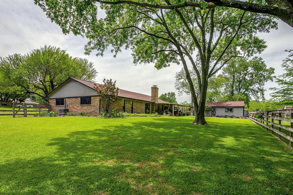 3 Glencove Circle Property Photo 1