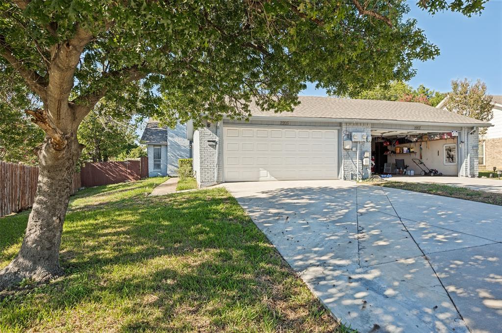 2205 Heritage Circle Property Photo 1