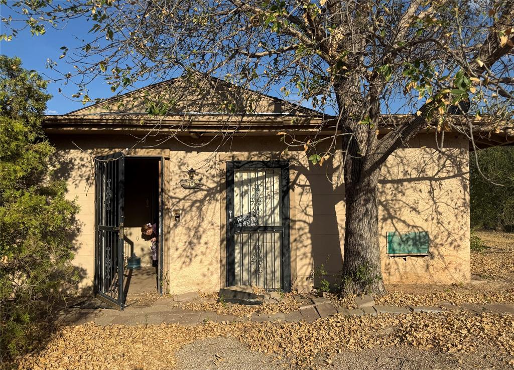 309 S Mcmillin Street Property Photo 1