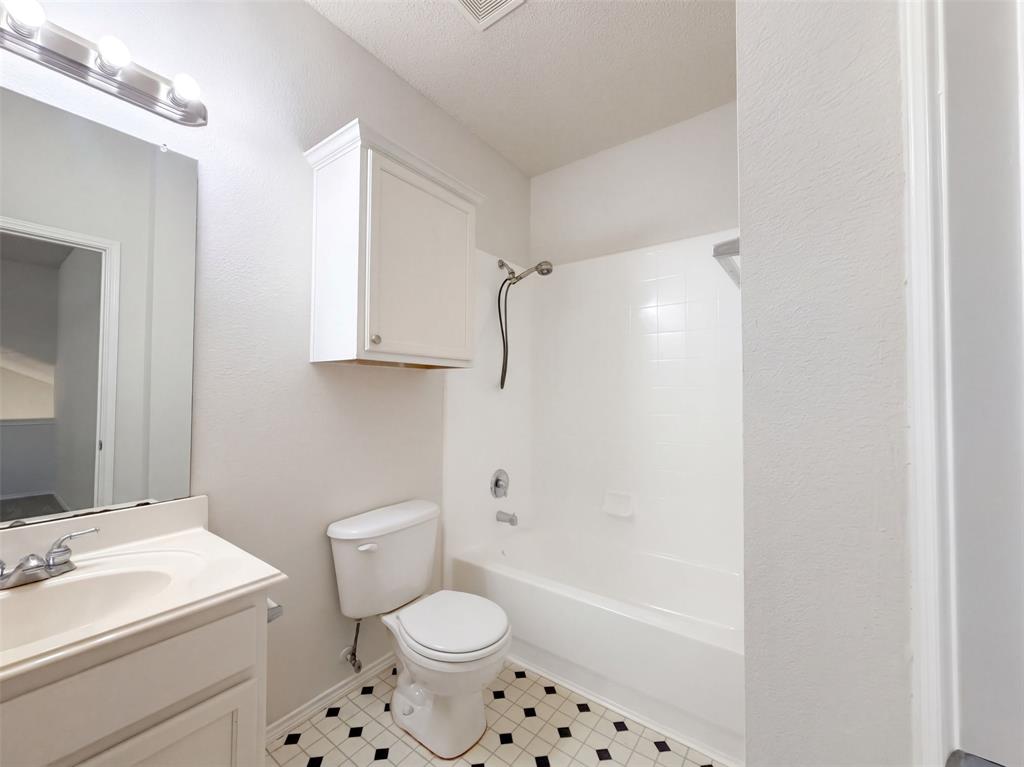 441 Trinity Drive Property Photo 10